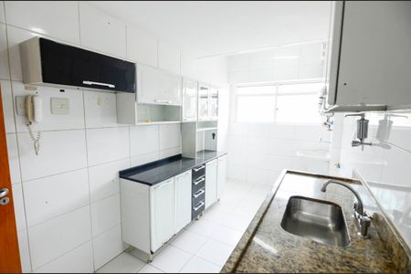 Apartamento à venda com 84m², 2 quartos e 1 vagaCozinha