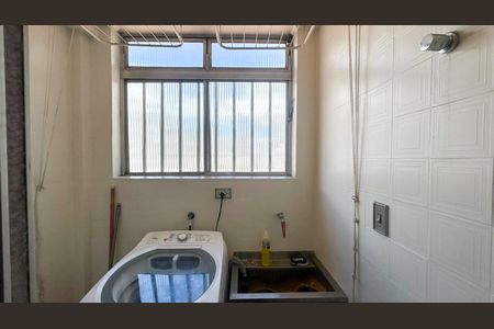 Apartamento à venda com 70m², 2 quartos e 1 vagaÁrea de Serviço