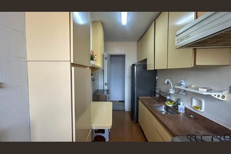 Apartamento à venda com 70m², 2 quartos e 1 vagaCozinha