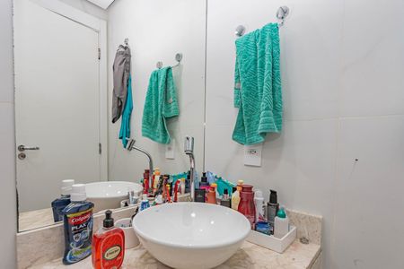 Apartamento à venda com 56m², 2 quartos e 1 vagaBanheiro da Suíte