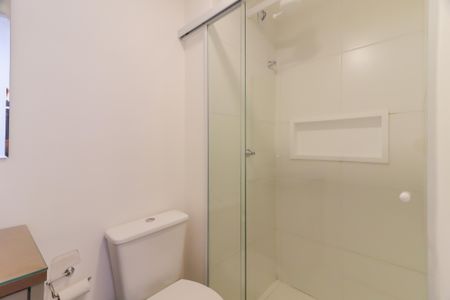 Banheiro de apartamento para alugar com 1 quarto, 31m² em Butantã, São Paulo