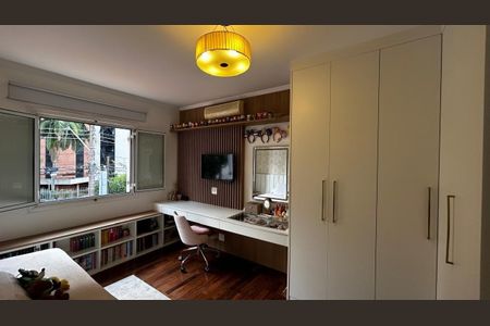 Casa à venda com 318m², 3 quartos e 4 vagasFoto 65