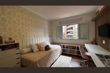 Casa à venda com 318m², 3 quartos e 4 vagasFoto 62