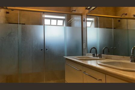 Casa à venda com 318m², 3 quartos e 4 vagasFoto 51