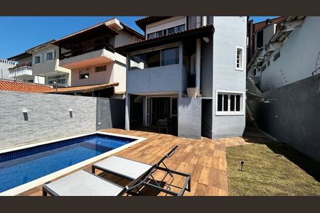 Casa à venda com 318m², 3 quartos e 4 vagasFoto 14