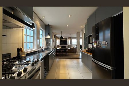 Casa à venda com 318m², 3 quartos e 4 vagasFoto 35