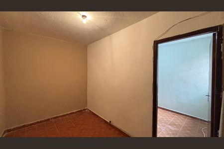 Quarto 1 de casa para alugar com 2 quartos, 50m² em Vila Palmares, Santo André