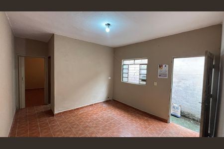 Sala de casa para alugar com 2 quartos, 50m² em Vila Palmares, Santo André