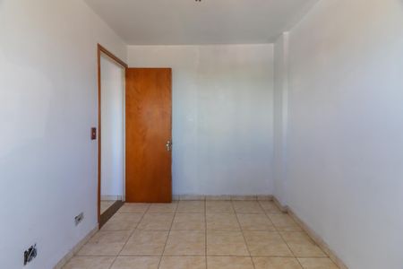 Quarto 1 de apartamento para alugar com 2 quartos, 56m² em Jardim Bonfiglioli, São Paulo