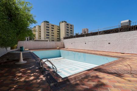 Apartamento à venda com 87m², 2 quartos e 1 vaga Apartamento à venda com 87m², 2 quartos e 1 vagaÁrea comum - Piscina