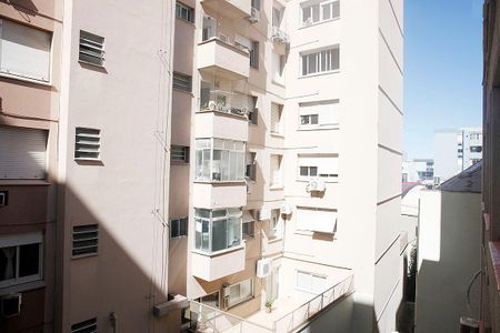 Quarto 1 Vista de apartamento para alugar com 2 quartos, 50m² em Centro Histórico, Porto Alegre
