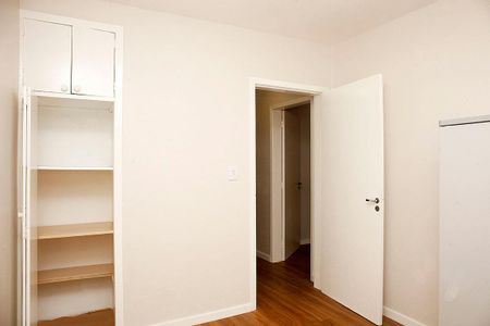 Quarto 2 de apartamento para alugar com 2 quartos, 50m² em Centro Histórico, Porto Alegre
