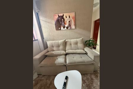 Sala de apartamento para alugar com 2 quartos, 64m² em Califórnia, Belo Horizonte