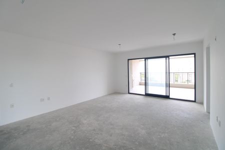 Apartamento à venda com 3 quartos, 123m² em Vila Sofia, São Paulo