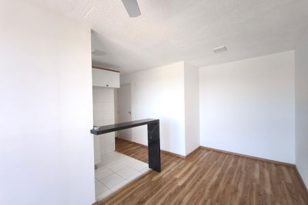 Sala de apartamento para alugar com 2 quartos, 45m² em Vila Palacios, Campinas