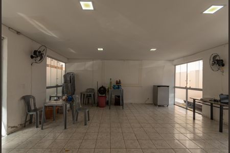 Apartamento à venda com 45m², 2 quartos e 1 vagaÁrea comum - Salão de festas