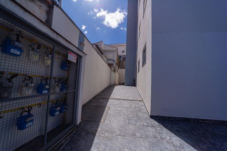 Apartamento à venda com 42m², 2 quartos e sem vaga Apartamento à venda com 42m², 2 quartos e sem vagaÁrea comum
