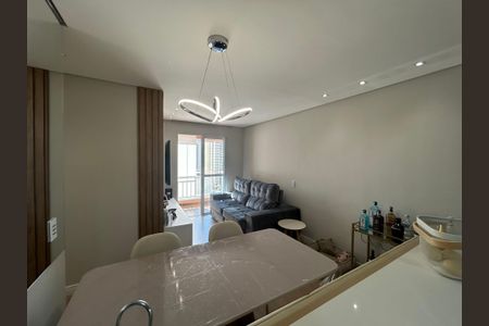 Sala de apartamento à venda com 2 quartos, 58m² em Jardim Vila Galvao, Guarulhos