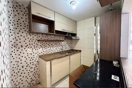 Apartamento à venda com 72m², 2 quartos e sem vagaCozinha e Área de Serviço