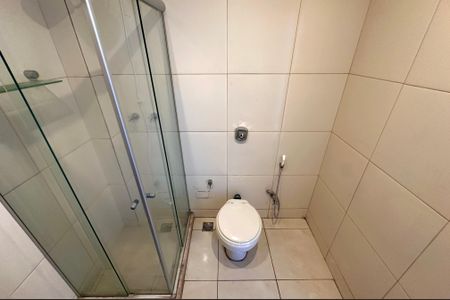 Apartamento à venda com 72m², 2 quartos e sem vagaBanheiro