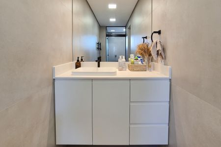 Apartamento à venda com 134m², 3 quartos e 2 vagasBanheiro da Suíte 1