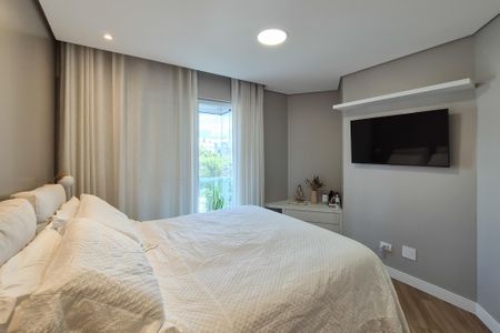 Apartamento à venda com 134m², 3 quartos e 2 vagasSuíte 1