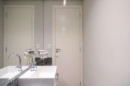 Apartamento à venda com 80m², 2 quartos e 2 vagasLavabo