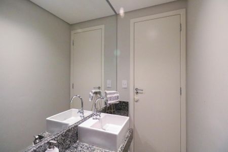 Apartamento à venda com 80m², 2 quartos e 2 vagasLavabo