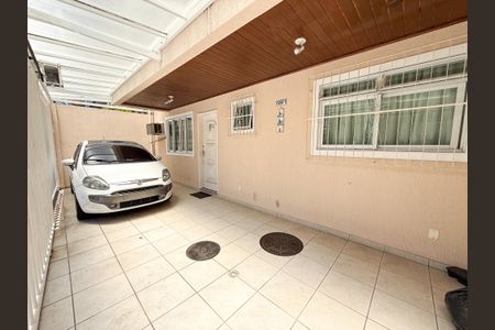 Casa à venda com 176m², 3 quartos e 1 vagaGaragem