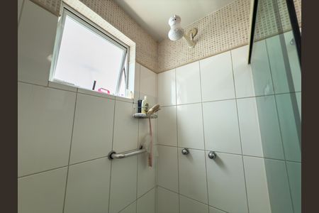 Casa à venda com 176m², 3 quartos e 1 vagaBanheiro