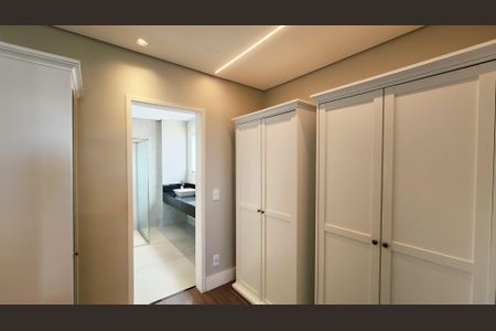 Apartamento à venda com 375m², 3 quartos e 4 vagas