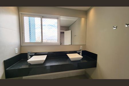 Apartamento à venda com 375m², 3 quartos e 4 vagas