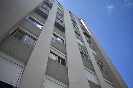 Apartamento à venda com 81m², 2 quartos e 1 vagaFachada