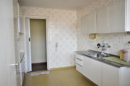 Apartamento à venda com 81m², 2 quartos e 1 vagaCozinha