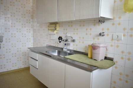 Apartamento à venda com 81m², 2 quartos e 1 vagaCozinha