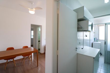 Sala de apartamento para alugar com 2 quartos, 51m² em Chácara Santo Antônio (zona Sul), São Paulo