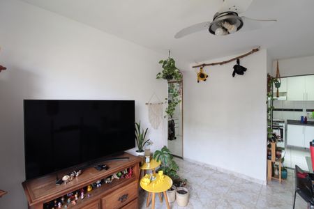 Sala de apartamento à venda com 3 quartos, 66m² em Guarani, Belo Horizonte