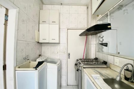 Apartamento para alugar com 100m², 2 quartos e sem vaga Apartamento para alugar com 100m², 2 quartos e sem vagaCozinha