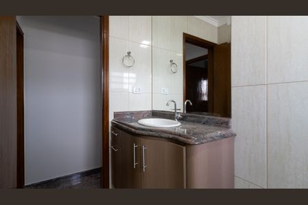 Casa à venda com 300m², 3 quartos e 2 vagasBanheiro