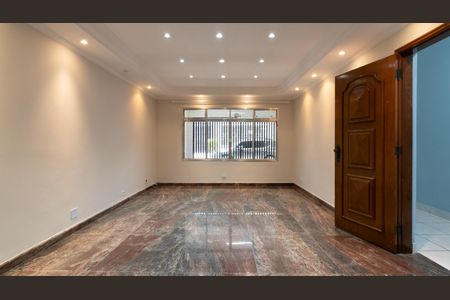 Casa à venda com 300m², 3 quartos e 2 vagasSala