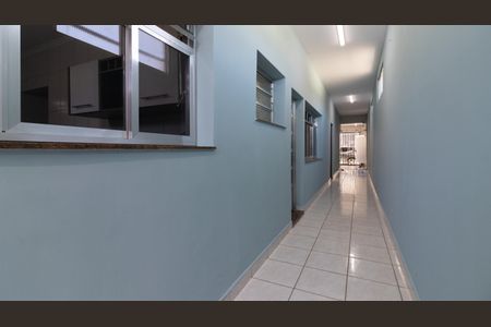 Casa à venda com 300m², 3 quartos e 2 vagasCorredor