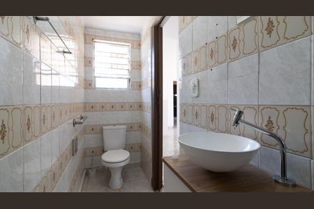 Casa para alugar com 280m², 3 quartos e 5 vagas Casa para alugar com 280m², 3 quartos e 5 vagasBanheiro 1