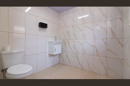 Casa para alugar com 280m², 3 quartos e 5 vagas Casa para alugar com 280m², 3 quartos e 5 vagasBanheiro de Serviço