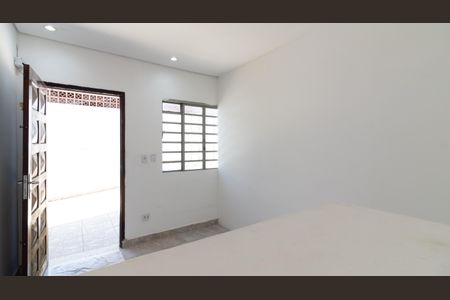 Casa para alugar com 280m², 3 quartos e 5 vagas Casa para alugar com 280m², 3 quartos e 5 vagasSala