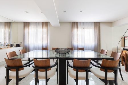 Apartamento à venda com 3 quartos, 230m² em Consolação, São Paulo