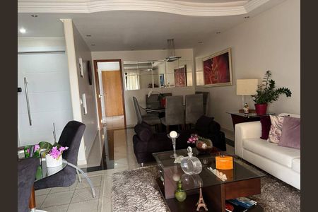 Apartamento à venda com 165m², 4 quartos e 3 vagas