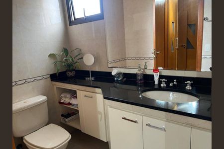 Apartamento à venda com 165m², 4 quartos e 3 vagas