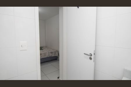 Banheiro de apartamento para alugar com 1 quarto, 35m² em Vila Isolina Mazzei, São Paulo