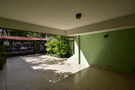 Casa à venda com 220m², 4 quartos e 6 vagasGaragem