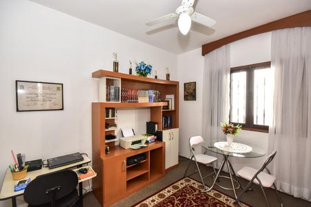 Casa à venda com 220m², 4 quartos e 6 vagasQuarto 1